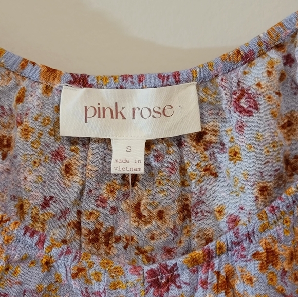 Pink Rose | Purple/Lavender Floral short top | Size : S NWT - Picture 2 of 5